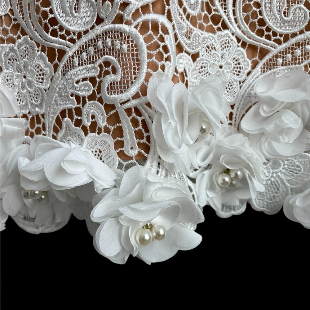 HELSI Women's White Quinn Lace Mini Dress Size SMALL - Picture 7 of 15